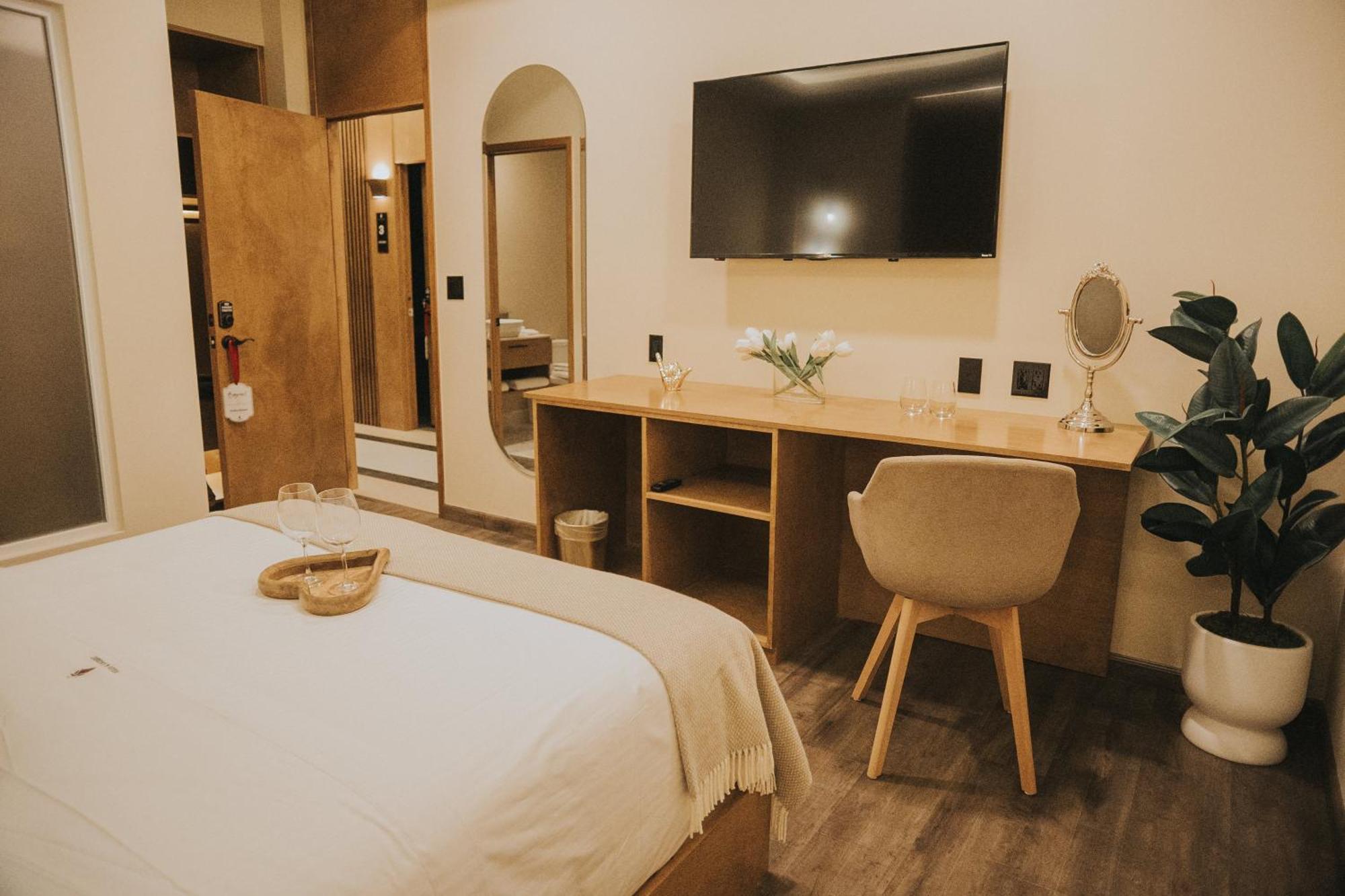 Jules & Laurent Hotel Contemporaneo Енсенада Екстериор снимка