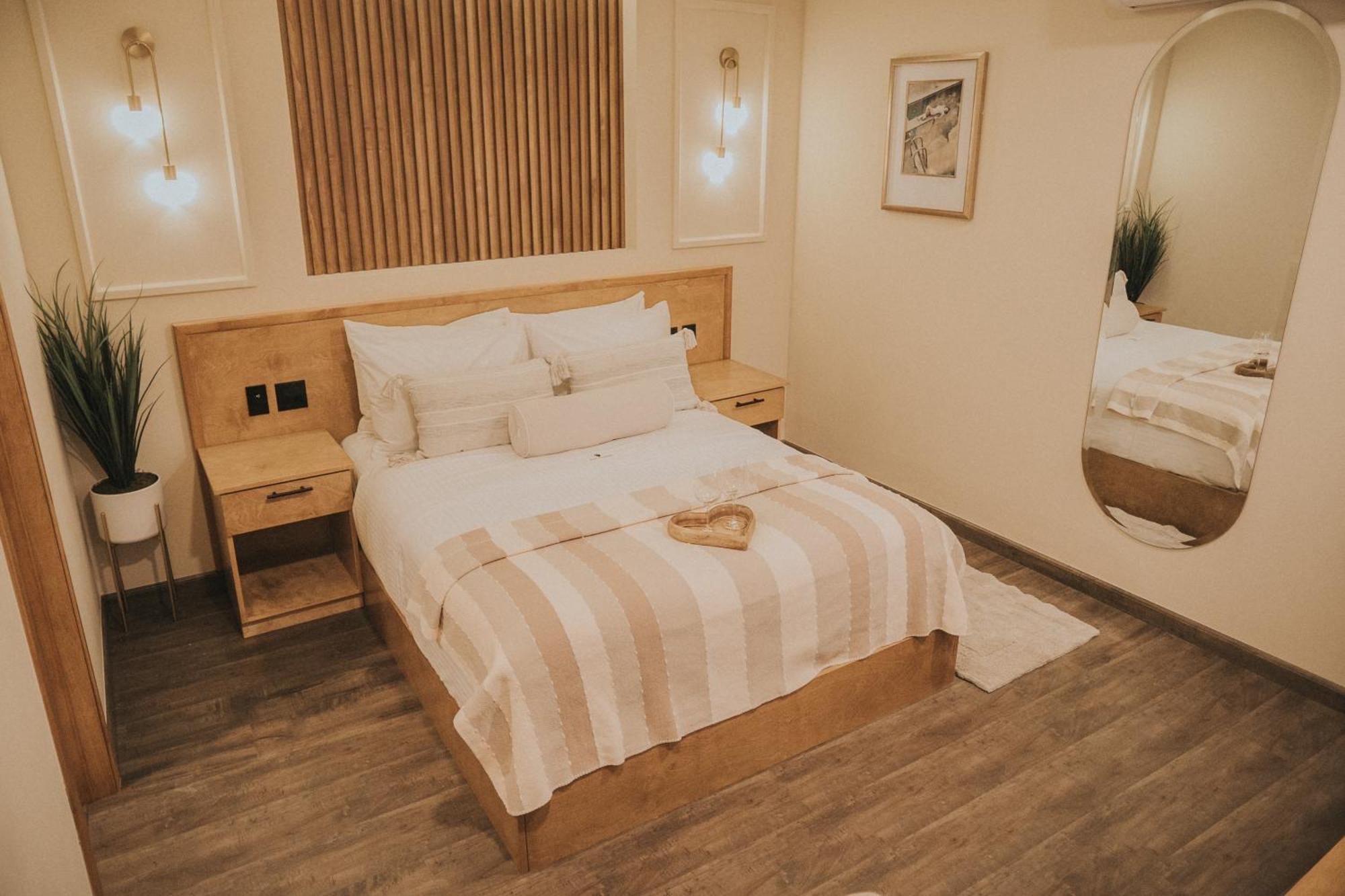 Jules & Laurent Hotel Contemporaneo Енсенада Екстериор снимка